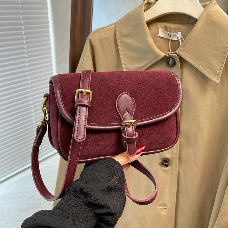 Bolsa Suede Feminina - Estilo Outono/Inverno 2025